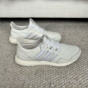 adidas Ultra Boost Men’s Leather White Sneaker